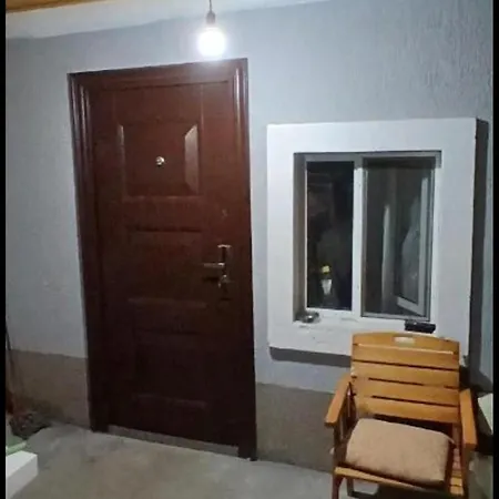 אכסניה Sherifaj ולבונה